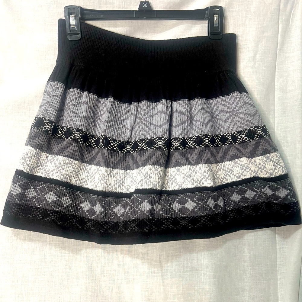 Cato girls sweater skirt size L (12-14)
